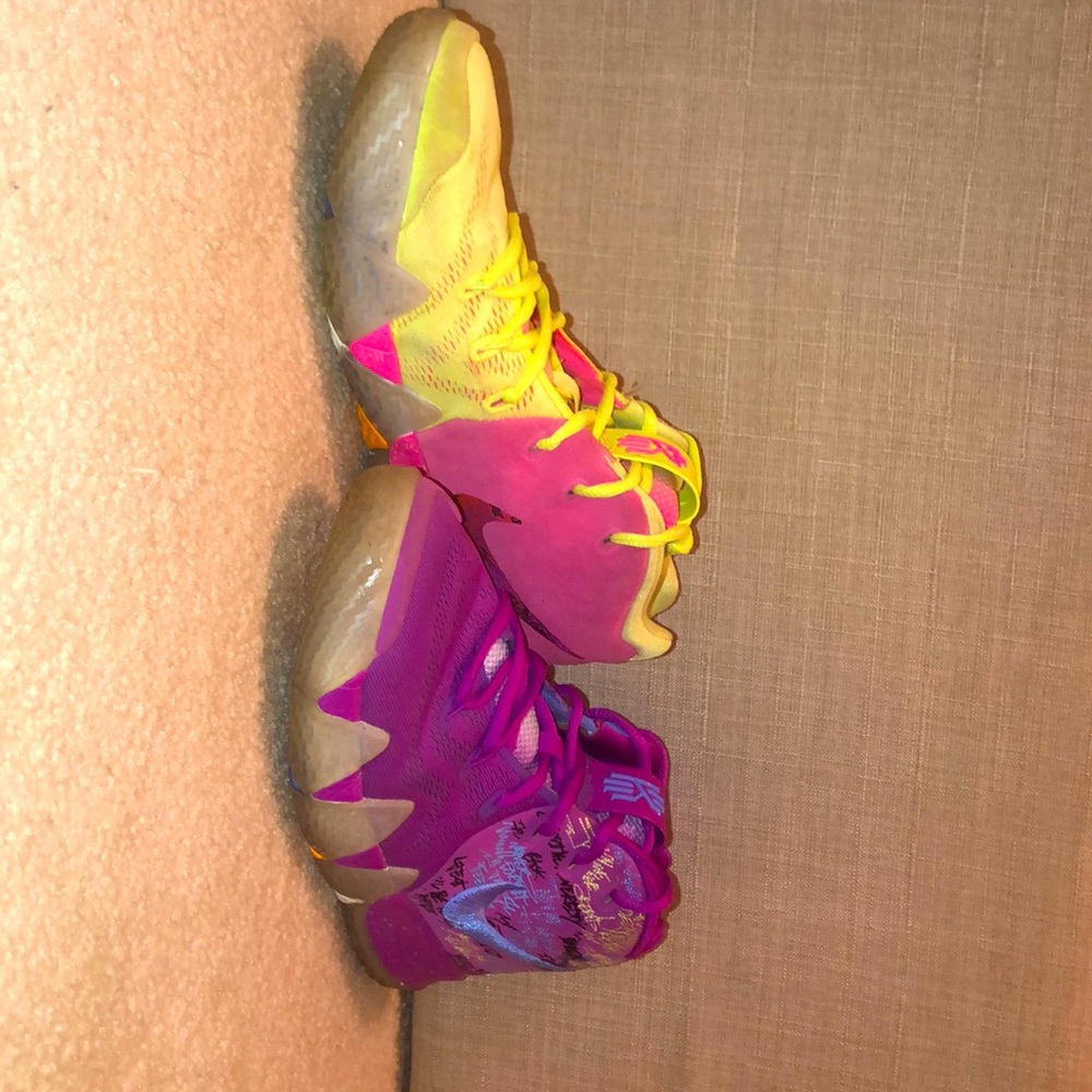 Kyrie 4 confetti’s